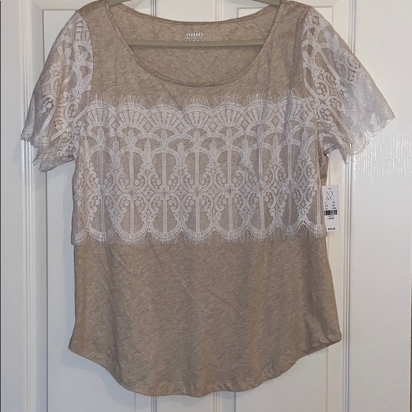 New York & Company Tops - NY&C cream and white tee with lace detail